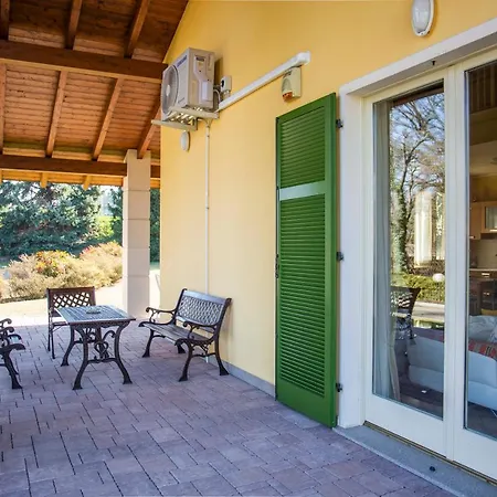 Casa Olga - With Patio And Garden Dormelletto