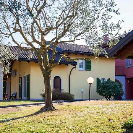 Casa Olga - With Patio And Garden Vila